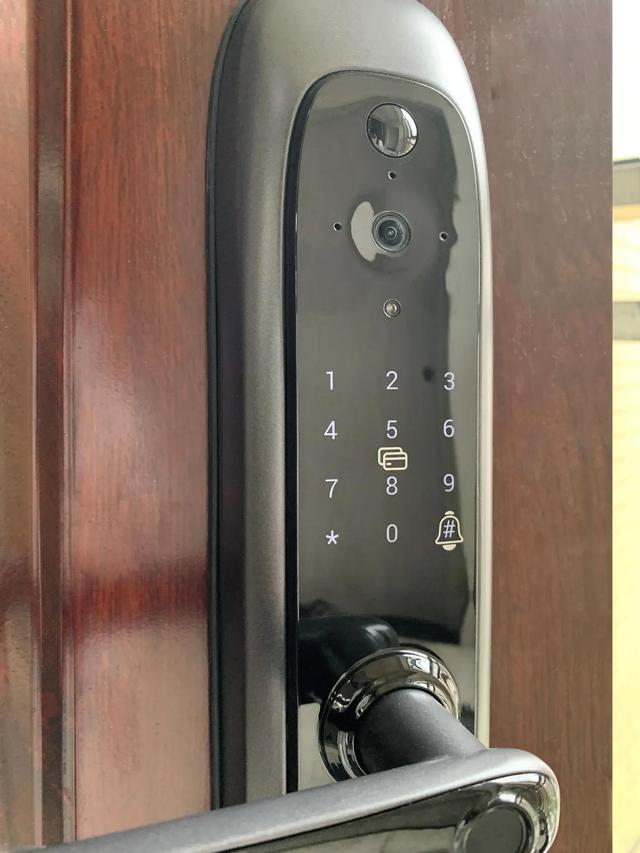 居家装修先换锁，萤石这款视频锁究竟好在哪里？-第2张图片-深圳监控安装